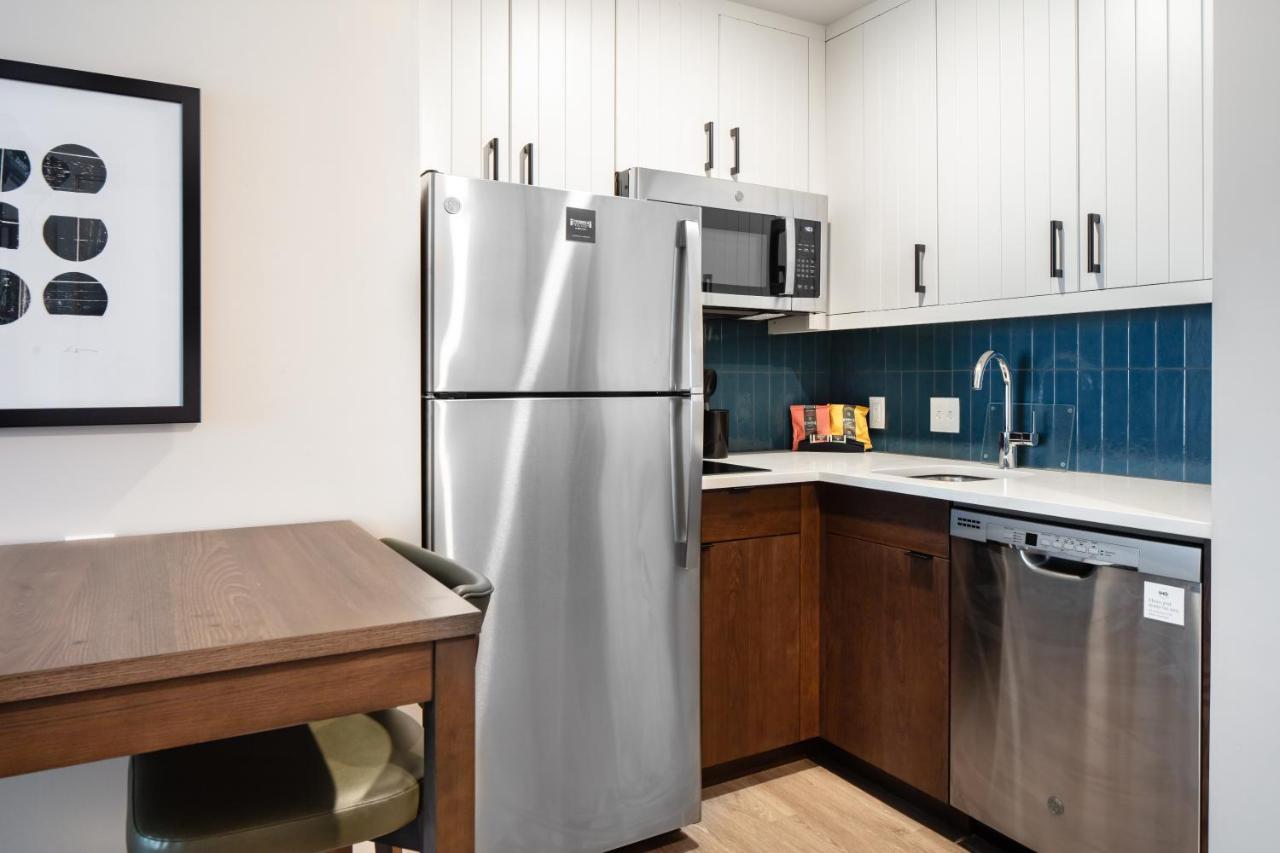 Staybridge Suites - Iowa City - Coralville By Ihg Εξωτερικό φωτογραφία