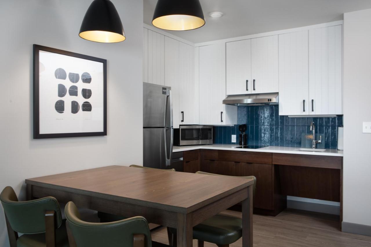 Staybridge Suites - Iowa City - Coralville By Ihg Εξωτερικό φωτογραφία