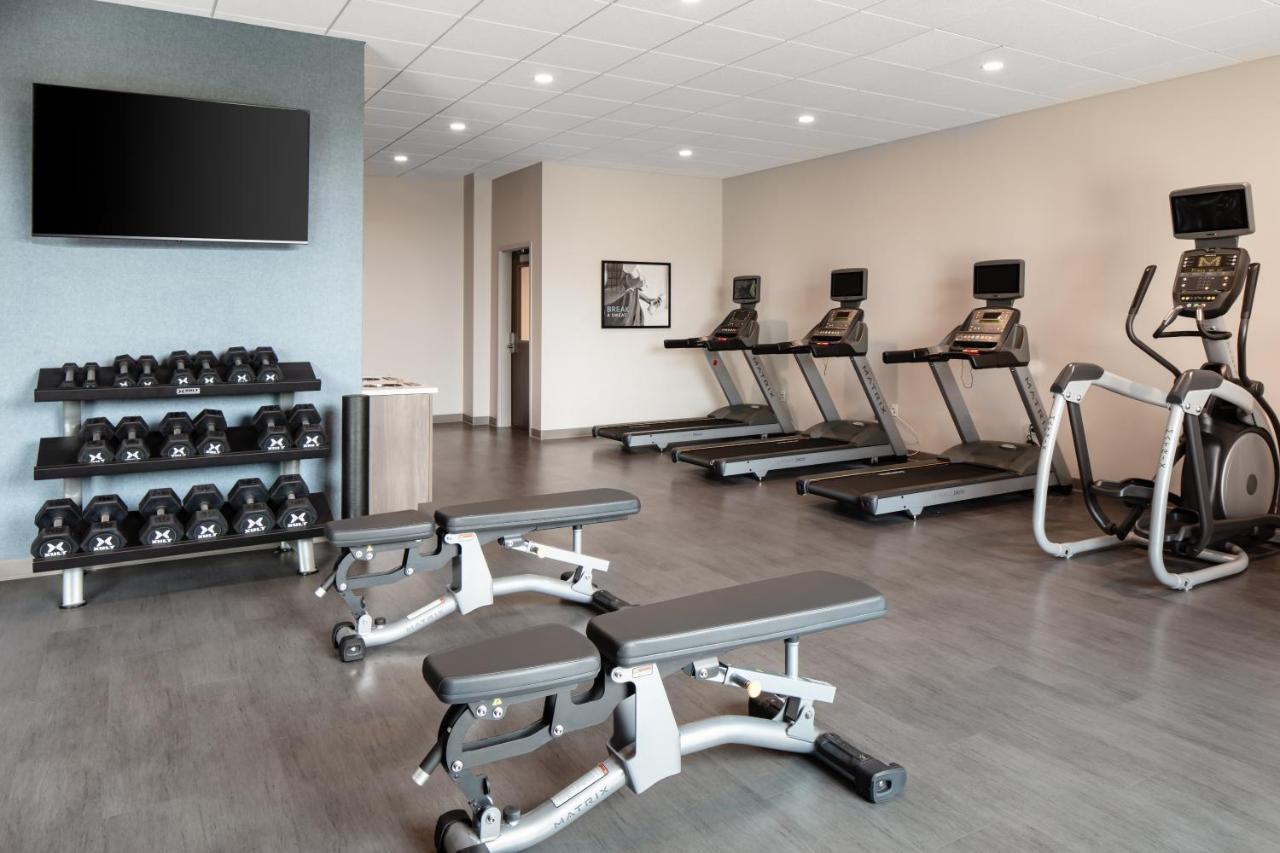 Staybridge Suites - Iowa City - Coralville By Ihg Εξωτερικό φωτογραφία