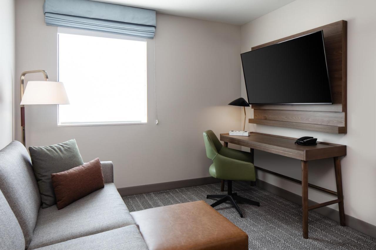 Staybridge Suites - Iowa City - Coralville By Ihg Εξωτερικό φωτογραφία