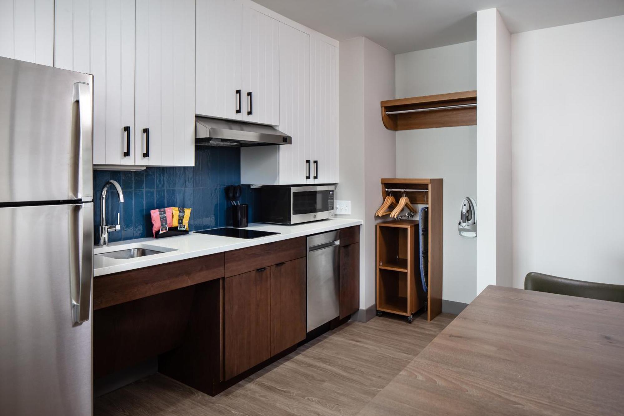Staybridge Suites - Iowa City - Coralville By Ihg Εξωτερικό φωτογραφία