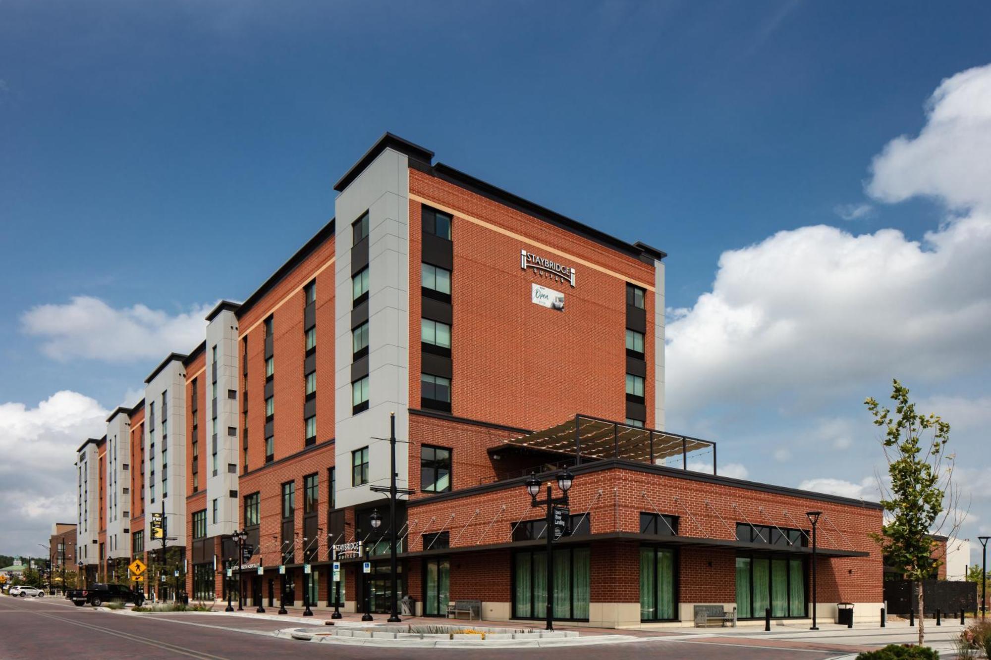 Staybridge Suites - Iowa City - Coralville By Ihg Εξωτερικό φωτογραφία